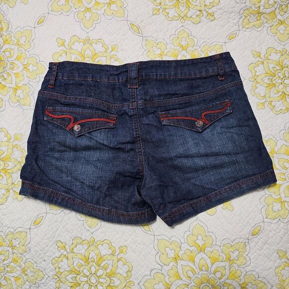 JouJou Juniors Women’s Jean Shorts Dark Wash Red Contrast Stitching Flap 9/10 - Picture 6 of 8
